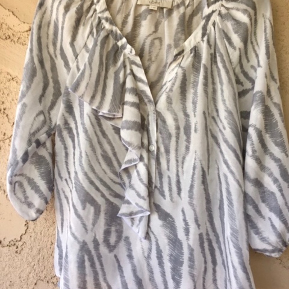 Ann Taylor Loft 3/4 sleeve animal print blouse